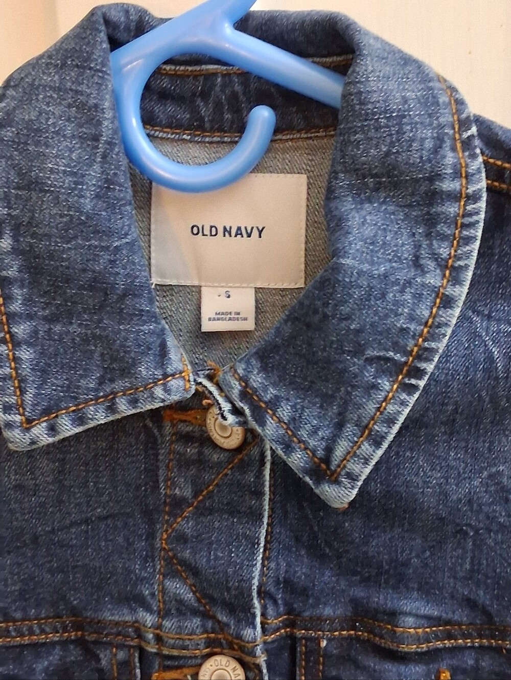 Old Navy Women's Size Small Distressed Denium Trucker Jacket - Picture 3 of 14